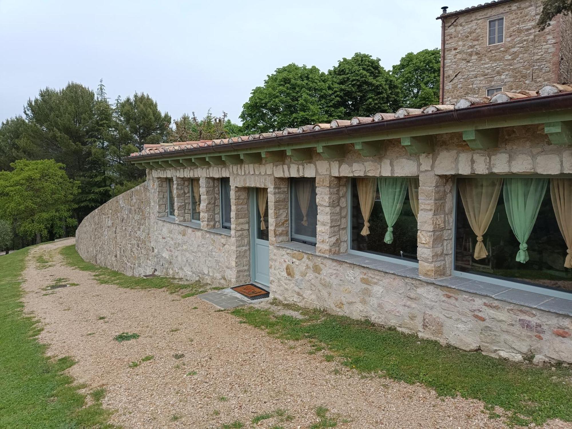 Agriturismo La Fonte Perugia Exterior foto