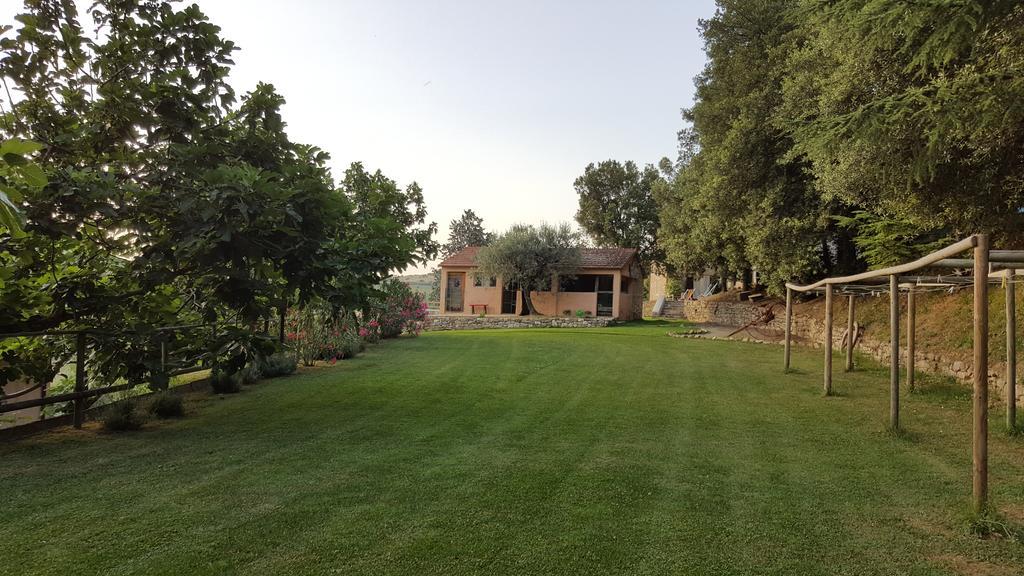 Agriturismo La Fonte Perugia Exterior foto