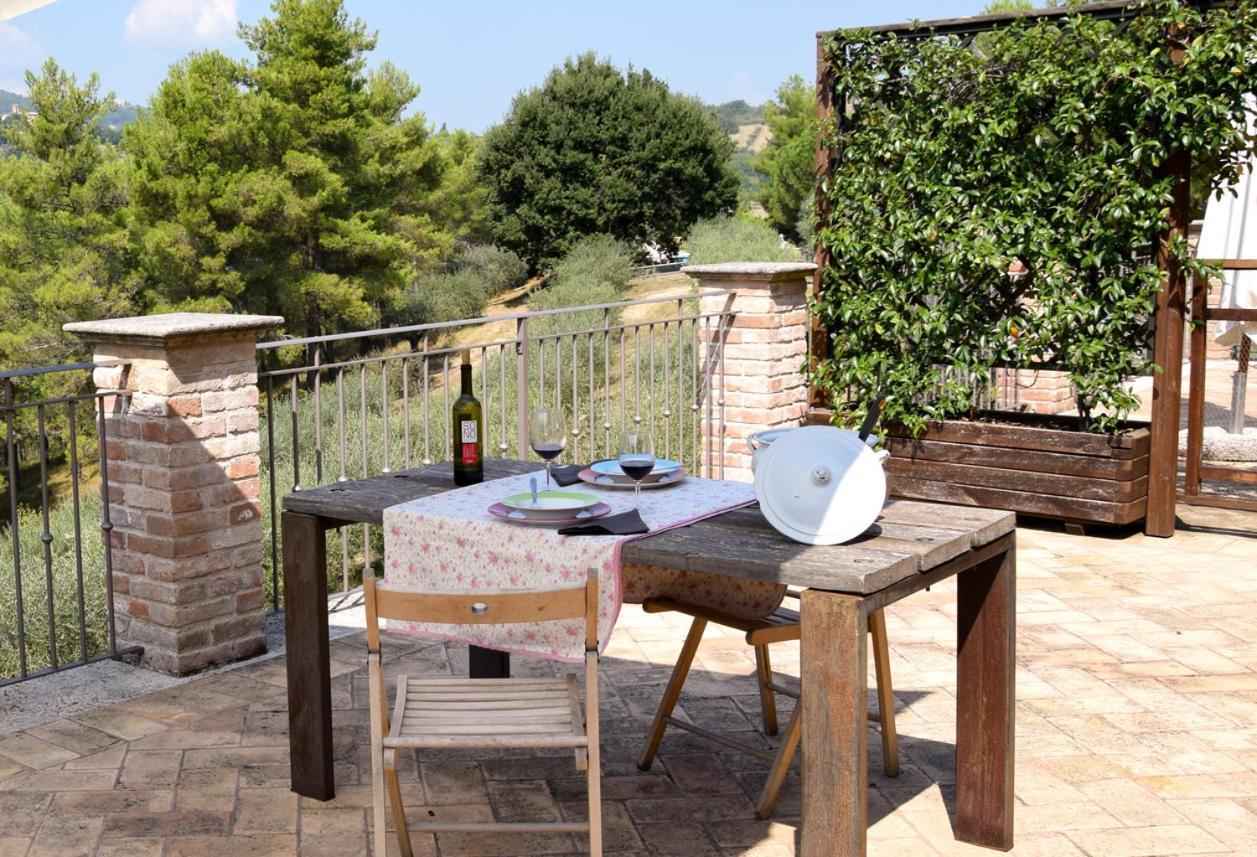 Agriturismo La Fonte Perugia Exterior foto